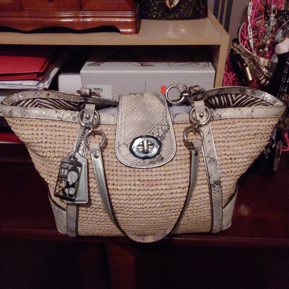 Coah handbag